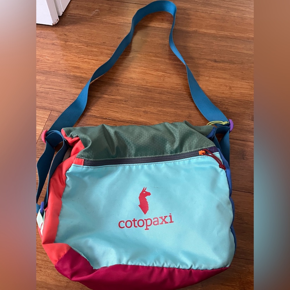Cotopaxi Convertible Tote Del Dia